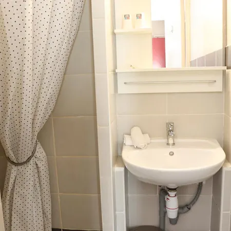 Hotel Abelia 2*