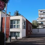 Abelia Hotel