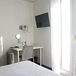 Abelia Hotel 2*