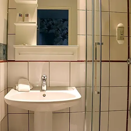 Hotel Abelia 2*