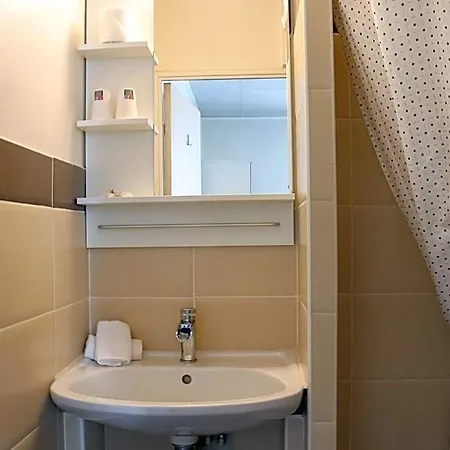 Hotel Abelia 2*